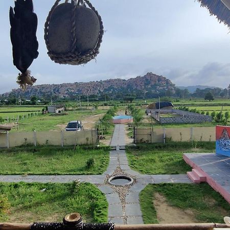 Vanya The Exotic World Resort Hampi Exteriér fotografie
