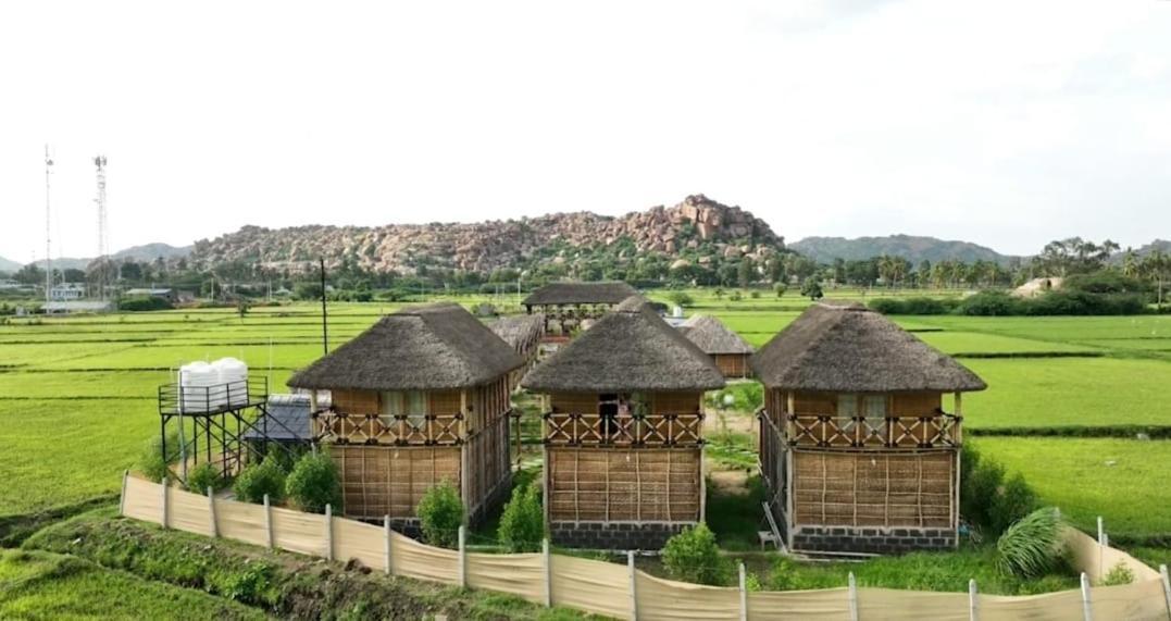 Vanya The Exotic World Resort Hampi Exteriér fotografie