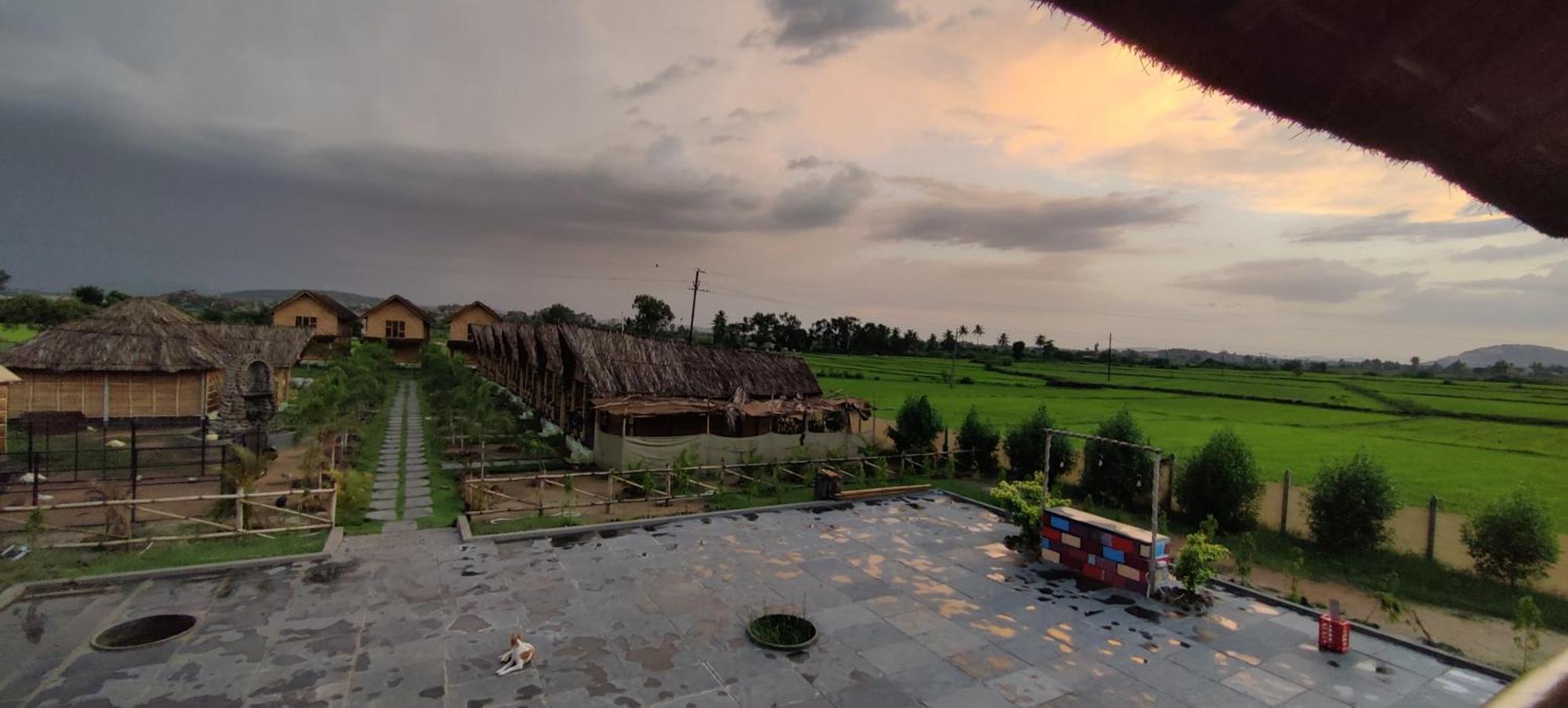 Vanya The Exotic World Resort Hampi Exteriér fotografie